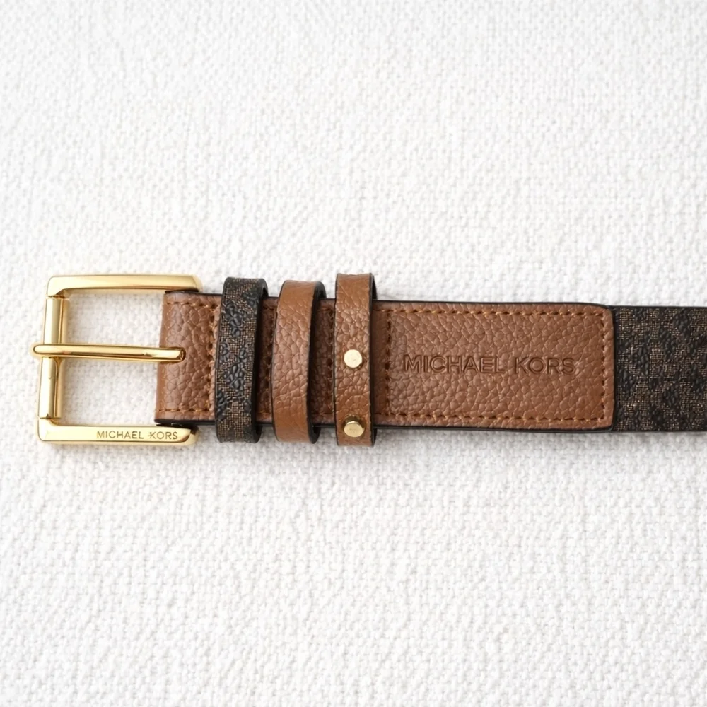 Michael Kors Reversible Logo Belt – Black & Tan / Tan | Women’s M